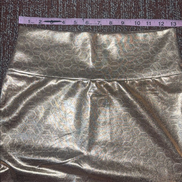 Rose gold stretch metallic pencil skirt abstract pattern on metallic small - Picture 5 of 8